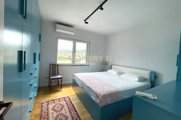 Shtepi me qera Apartament ne Tirane, 2+1, Mobilimi E mobiluar, Pagesa 750  Euro.