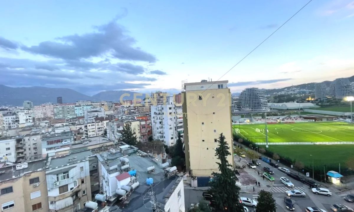 Shtepi me qera Apartament ne Tirane, 2+1, Mobilimi E mobiluar, Pagesa 1,200  Euro.