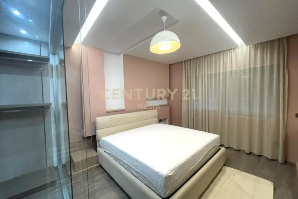 Shtepi me qera Apartament ne Tirane, 2+1, Mobilimi E mobiluar, Pagesa 1,200  Euro.