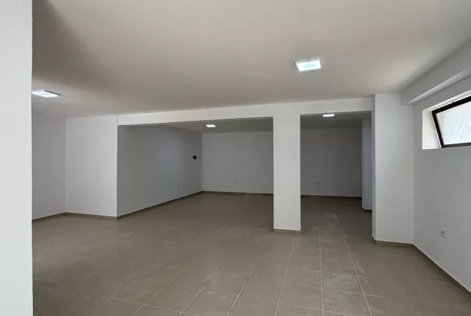 Business Property in Sale 1+1 in Tirana - 115,000 Euro