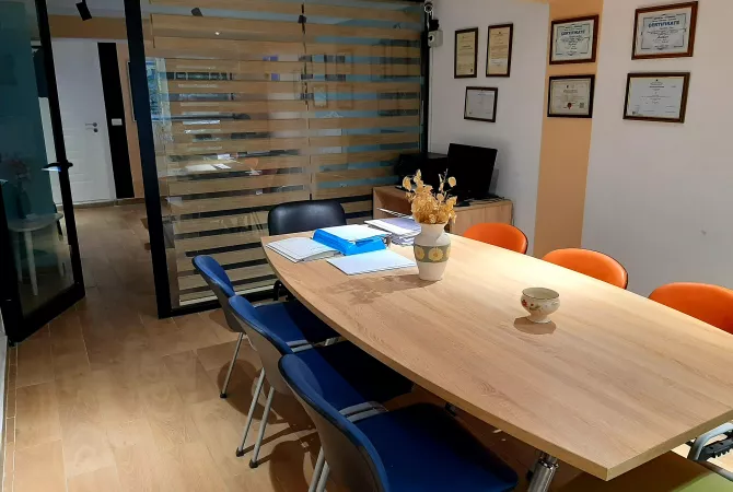 Business Property in Sale 3+1 in Tirana - 105,000 Euro