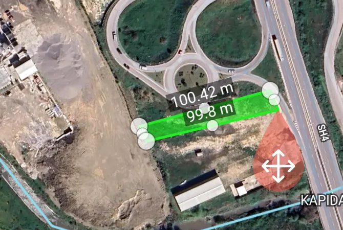 Truall ose Toke ne Durres - 27,000,000 Leke