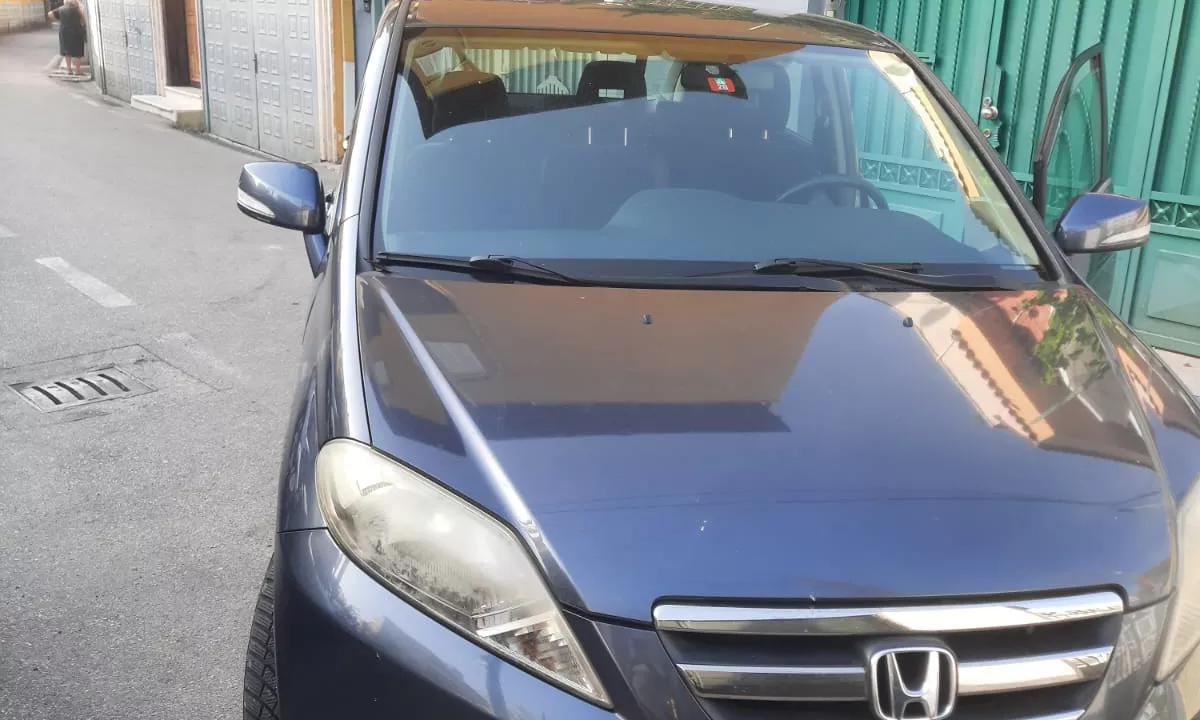 Auto in Vendita a Tirana, Honda, 2008 Diesel,Kambio Manual Pagamento 3,500  Euro.