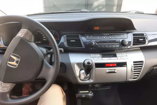 Auto in Vendita a Tirana, Honda, 2008 Diesel,Kambio Manual Pagamento 3,500  Euro.