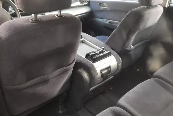 Auto in Vendita a Tirana, Honda, 2008 Diesel,Kambio Manual Pagamento 3,500  Euro.