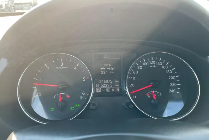 Auto in Vendita a Tirana, Nissan, 2011 Diesel,Kambio Automatik Pagamento 9,000  Euro.