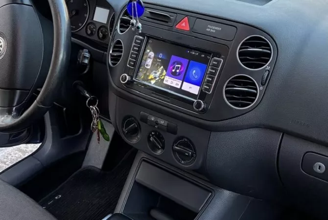 Auto in Vendita a Koriza - 5,500 Euro