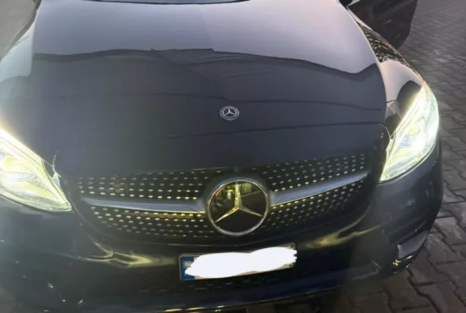 Auto in Vendita a Tirana - 32,000 Euro