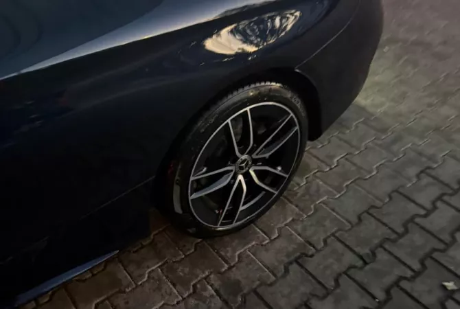 Auto in Vendita a Tirana, Mercedes-Benz, 2020 Benzine,Kambio Automatik Pagamento 32,000  Euro.