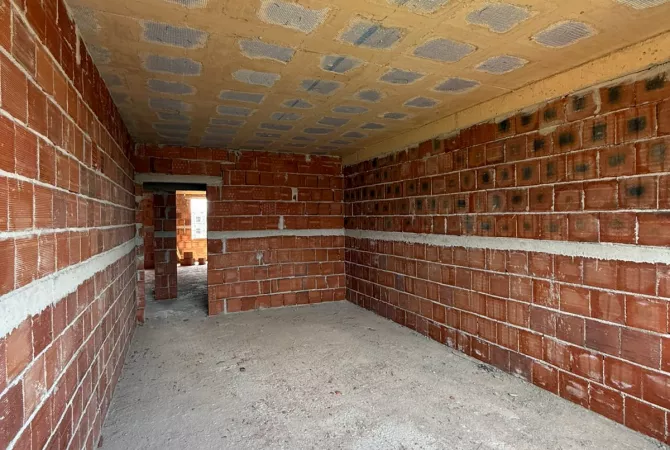 Shtepi ne shitje 2+1 ne Tirane - 102,120 Euro