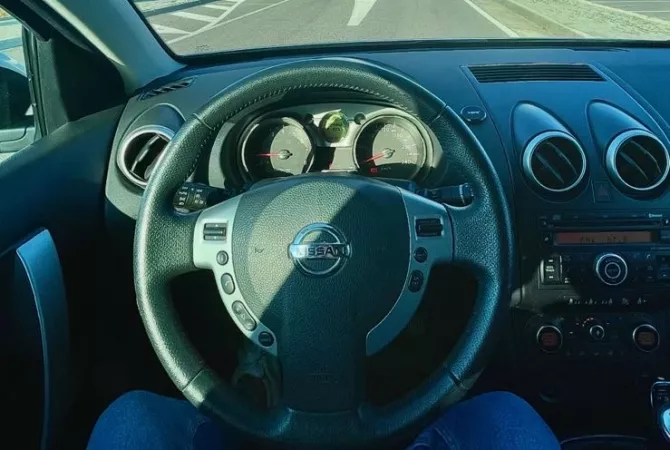 Auto in Vendita a Durazzo, Nissan, 2007 gasoline-gas,Kambio Manual Pagamento 6,800  Euro.