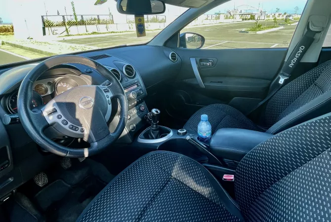 Auto in Vendita a Durazzo, Nissan, 2007 gasoline-gas,Kambio Manual Pagamento 6,800  Euro.