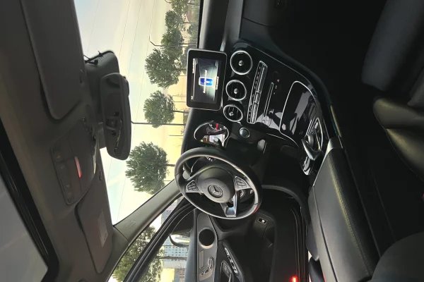 Auto in Vendita a Tirana, Mercedes-Benz, 2017 Diesel,Kambio Automatik Pagamento 14,000  Euro.