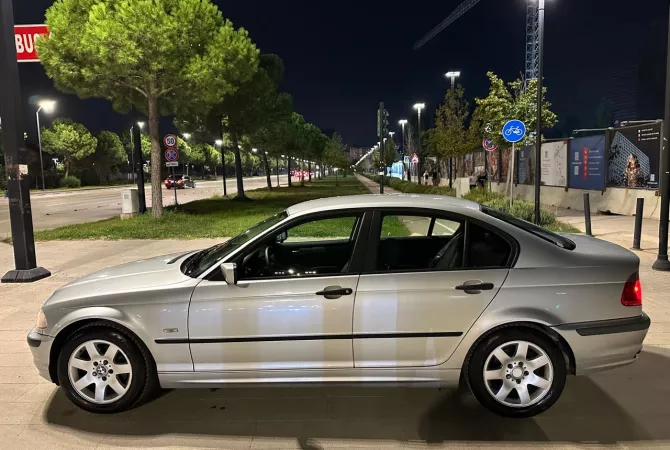 Auto in Vendita a Tirana, BMW, 2000 Diesel,Kambio Manual Pagamento 2,000  Euro.