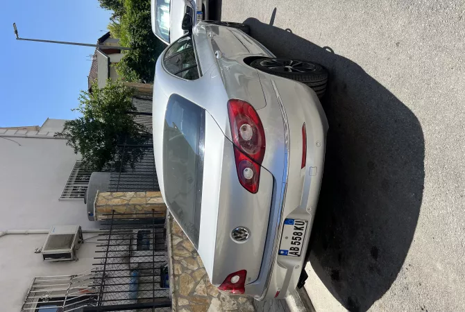 Auto in Vendita a Tirana - 7,000 Euro