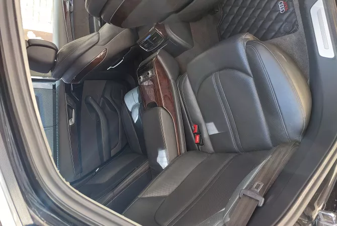 Auto in Vendita a Tirana, Audi, 2012 Diesel,Kambio Automatik Pagamento 1,300  Euro.