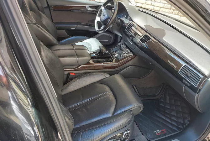 Auto in Vendita a Tirana, Audi, 2012 Diesel,Kambio Automatik Pagamento 1,300  Euro.