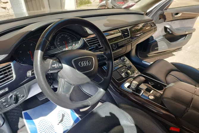 Auto in Vendita a Tirana, Audi, 2012 Diesel,Kambio Automatik Pagamento 1,300  Euro.