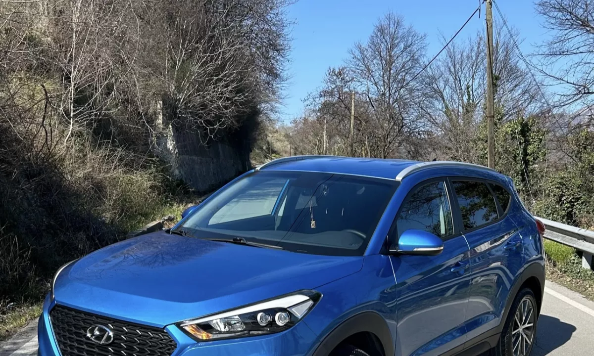 Auto in Vendita a Tirana, Hyundai, 2016 Diesel,Kambio Automatik Pagamento 13,000  Euro.