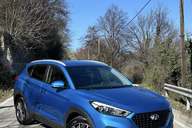 Auto in Vendita a Tirana, Hyundai, 2016 Diesel,Kambio Automatik Pagamento 13,000  Euro.