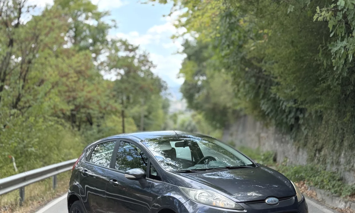 Cars for sale in Elbasan, Ford, 2009 Diesel,Kambio Manual Payment 3,699  Leke.