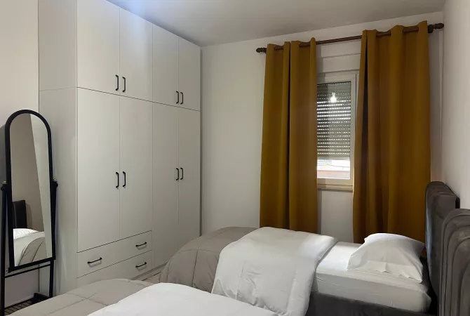 Shtepi me qera Apartament ne Tirane, 1+1, Mobilimi E mobiluar, Pagesa 700  Euro.