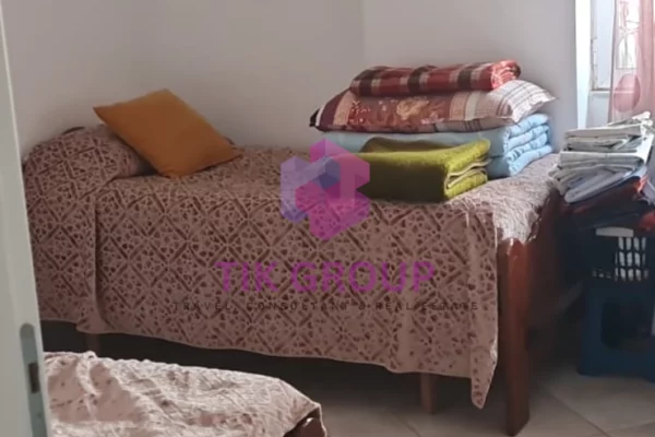 Appartamento in vendita a Tirana 2+1, Arredato