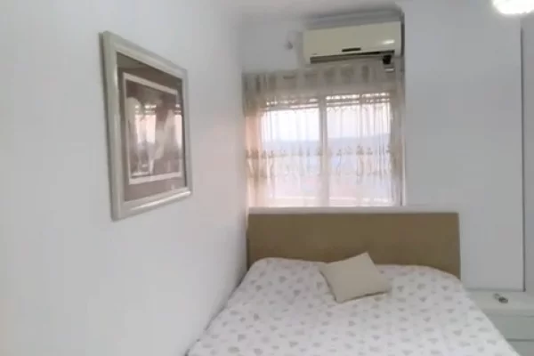 Shtepi me qera Apartament ne Tirane, 1+1, Mobilimi E mobiluar, Pagesa 500  Euro.