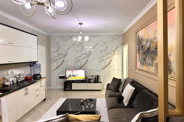 Appartamento in vendita a Tirana 2+1, Arredato