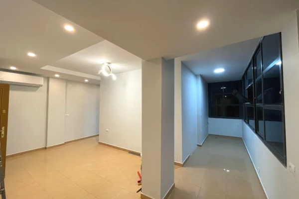 🏡 Apartament për shitje në zonën e Freskut 