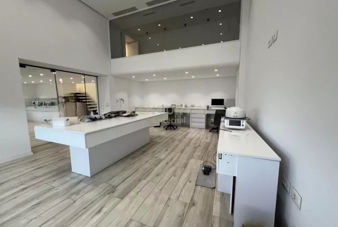 Business Property for Rent 1+1 in Tirana - 1,500 Euro