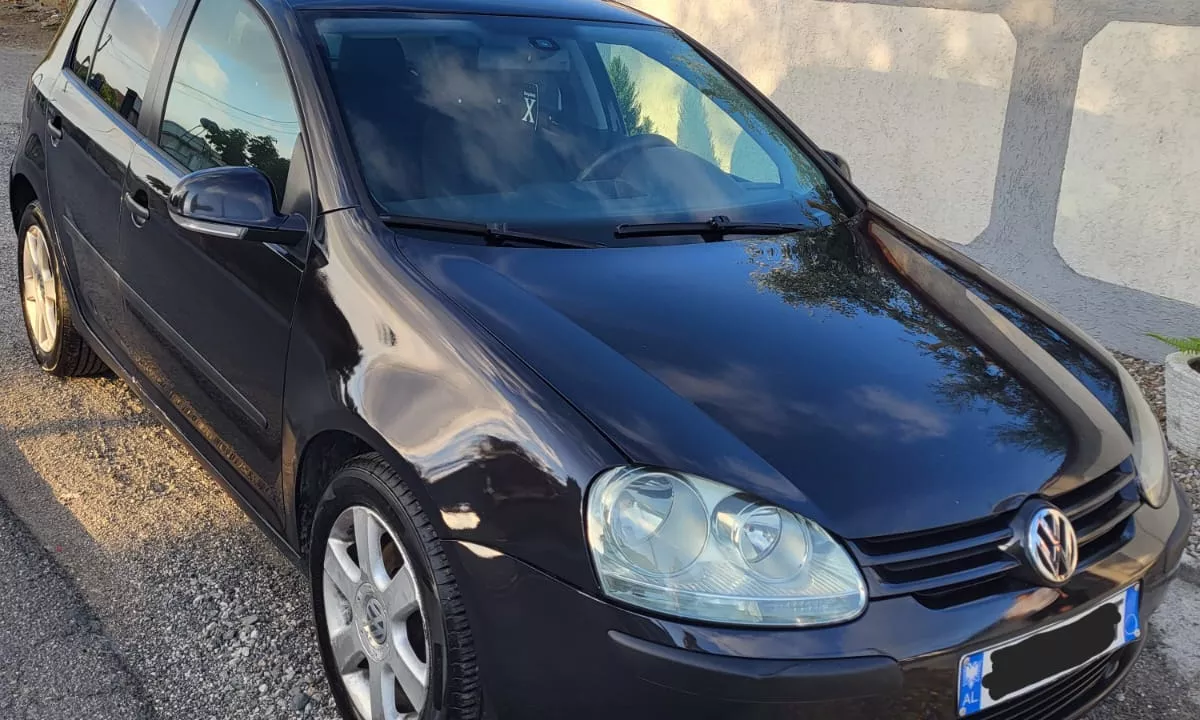 Auto in Vendita a Durazzo, Volkswagen, 2005 Diesel,Kambio Manual Pagamento 2,900  Euro.