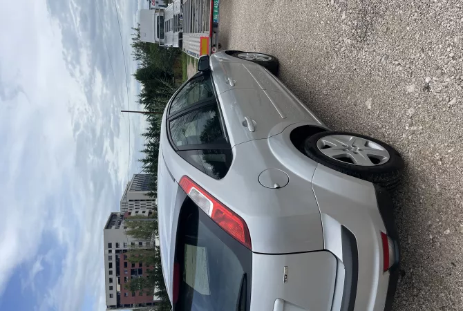 Auto in Vendita a Tirana - 2,500 Euro