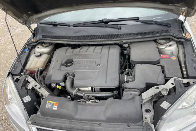 Auto in Vendita a Tirana, Ford, 2007 Diesel,Kambio Manual Pagamento 2,500  Euro.