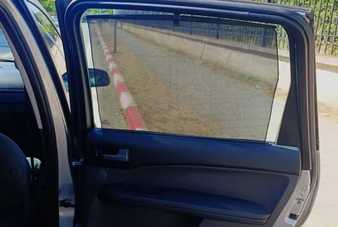 Auto in Vendita a Tirana, Ford, 2003 Diesel,Kambio Manual Pagamento 2,100  Euro.