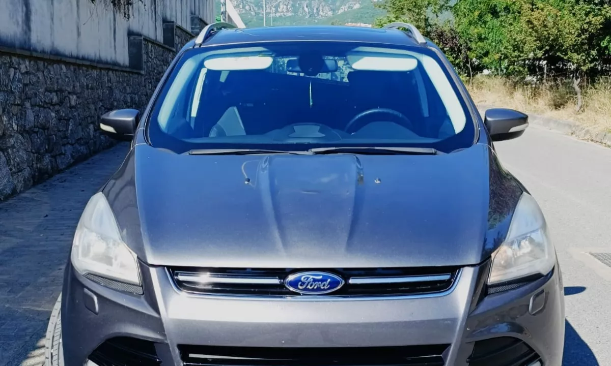 Auto in Vendita a Tirana, Ford, 2013 Diesel,Kambio Automatik Pagamento 10,500  Euro.