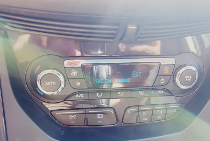 Auto in Vendita a Tirana, Ford, 2013 Diesel,Kambio Automatik Pagamento 10,500  Euro.