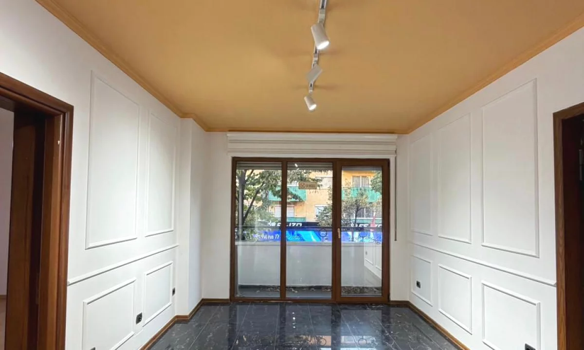 🔥Ambient Biznesi me Qira – Rruga e Durresit 📍