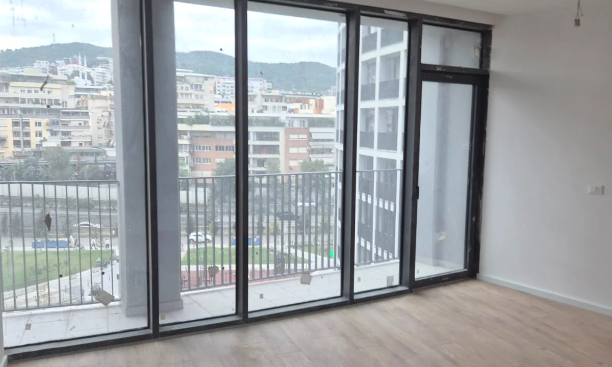 🔥Ambient Zyre me Qira – Lake View Residence, Liqeni Artificial