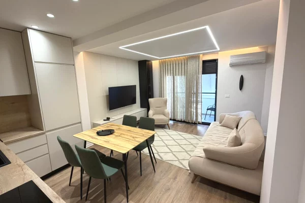 Shtepi me qera 2+1 ne Tirane - 850 Euro