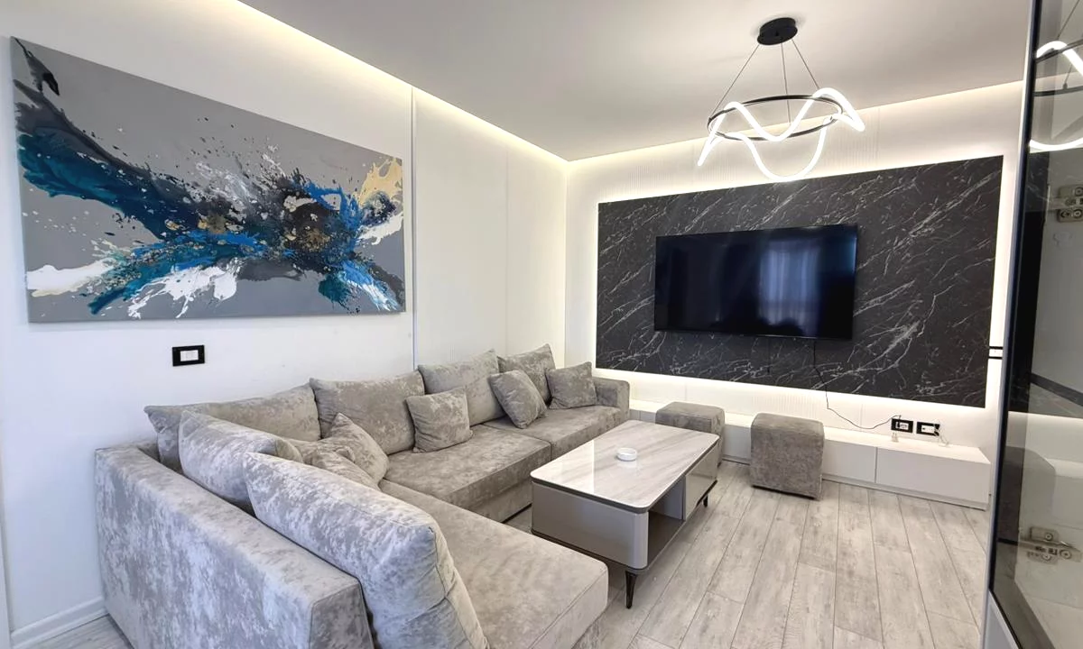 Shtepi me qera Apartament ne Tirane, 3+1, Mobilimi E mobiluar, Pagesa 1,250  Euro.