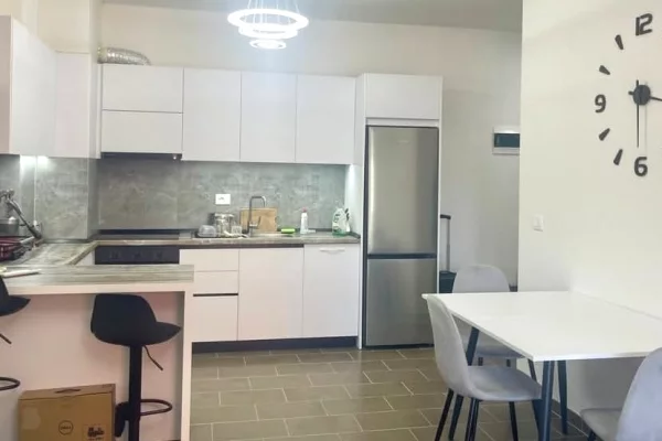 🔥Jepet me Qira Apartament 1+1 – Kompleksi Golden Park 3,Rruga Kavajes