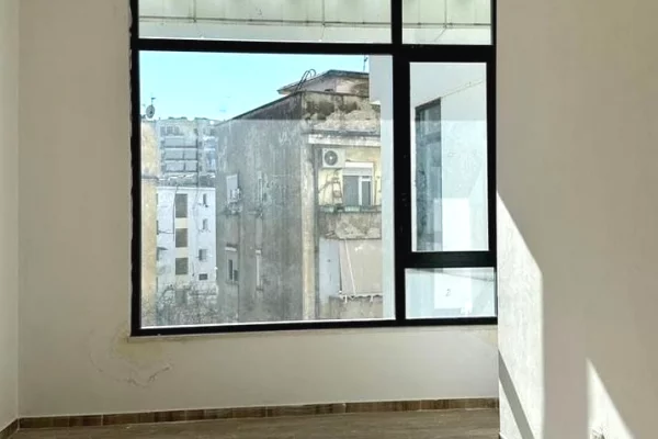 🔥Jepen 2 ambiente me qira ne qender 