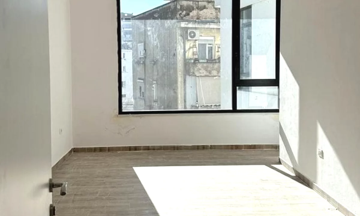 🔥Jepen 2 ambiente me qira ne qender 