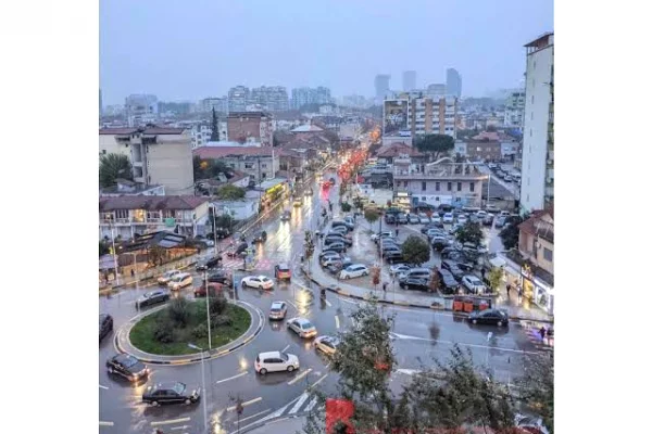 Business Property in Sale 1+1 in Tirana - 110,000 Euro