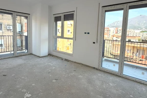 🔥Shitet apartament 2+1   Ali Demi, Tregu Elektrik
