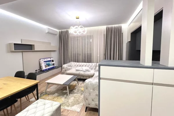Shtepi me qera Apartament ne Tirane, 1+1, Mobilimi E mobiluar, Pagesa 80,000  Leke.