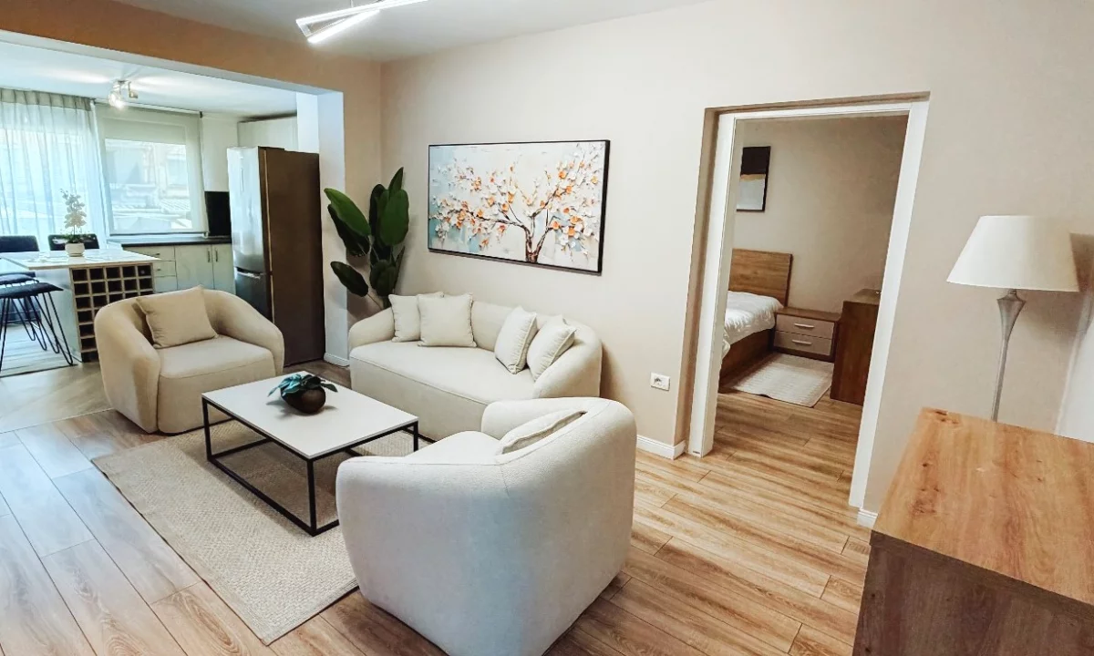 Shtepi me qera Apartament ne Tirane, 2+1, Mobilimi E mobiluar, Pagesa 90,000  Leke.