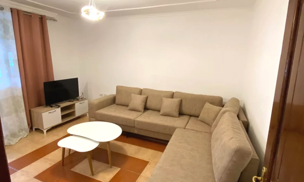 Shtepi me qera Apartament ne Tirane, 1+1, Mobilimi E mobiluar, Pagesa 45,000  Leke.