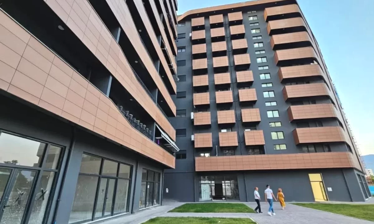 Shtepi ne shitje Apartament ne Tirane, 2+1, Mobilimi E mobiluar, Pagesa 250,000  Euro.